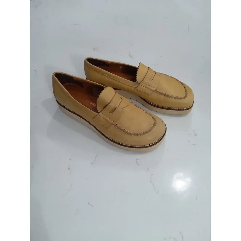 Vintage Luxury Italian loafers Donald J Pliner tan Women's Size 8.5 Regal - Picture 1 of 10